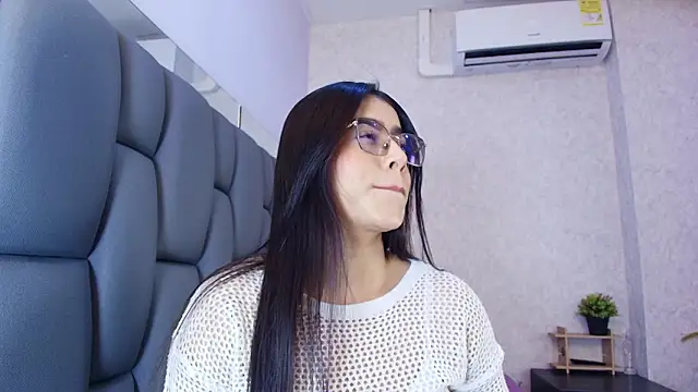 Amy wats0n online show from March 24, 7:03 pm