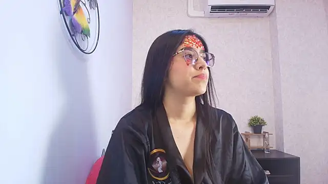 Amy wats0n online show from October 31, 7:10 pm