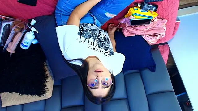 Amy wats0n online show from March 13, 7:08 pm