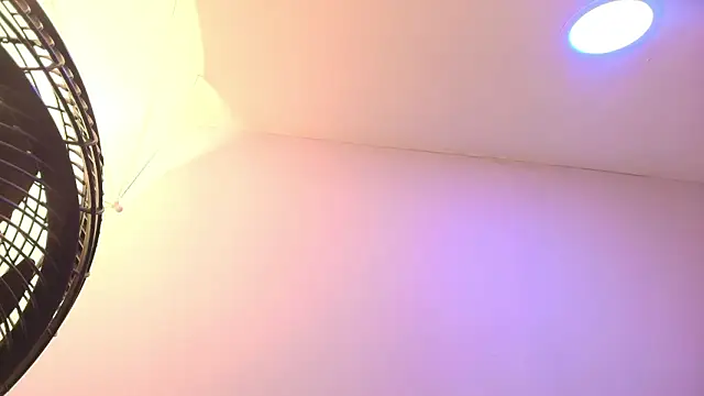 Amy wats0n online show from February 26, 7:03 pm