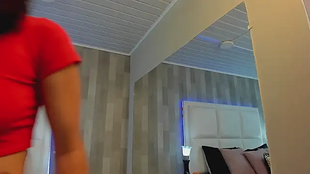 HazelMoret online show from February 14, 11:53 am