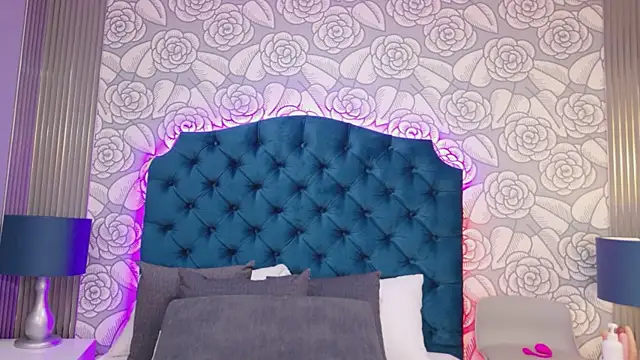 HazelMoret online show from February 11, 3:17 am