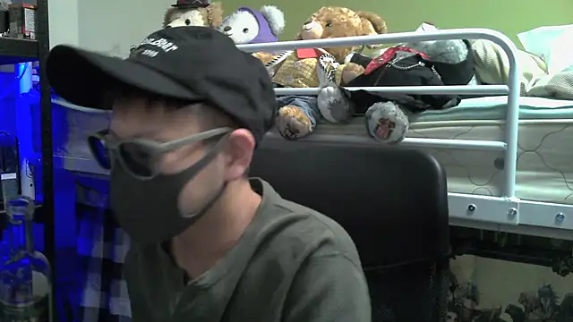 Owl1216 online show from December 7, 1:13 pm