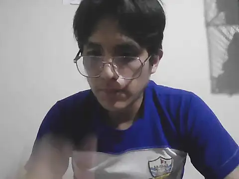 Snapshot of HardDick2 chatting on July 8, 5:41 am HardDick2 online show from July 8, 5:41 am