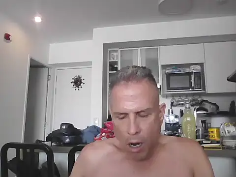 Diegoperrote682661 online show from February 10, 6:07 pm