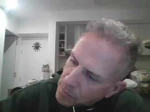 Diegoperrote682661 online show from September 20, 11:43 pm