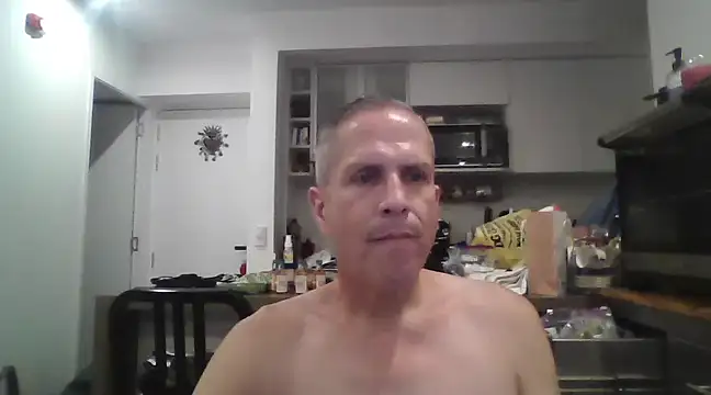 Diegoperrote682661 online show from March 11, 3:36 am