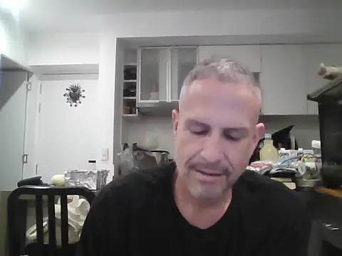 Snapshot of Diegoperrote682661 chatting on December 16, 12:26 am Diegoperrote682661 online show from December 16, 12:26 am