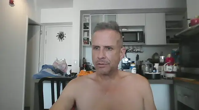 Snapshot of Diegoperrote682661 chatting on January 25, 10:07 pm Diegoperrote682661 online show from January 25, 10:07 pm