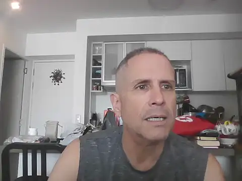 Snapshot of Diegoperrote682661 chatting on December 5, 5:44 pm Diegoperrote682661 online show from December 5, 5:44 pm