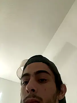 kennylove420 online show from December 14, 1:17 pm