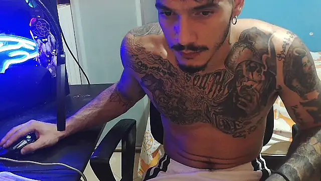 Badboyi1997 online show from September 30, 10:38 pm