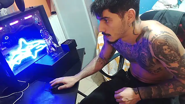 Badboyi1997 online show from October 10, 10:43 pm