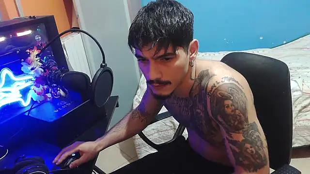 Badboyi1997 online show from October 12, 8:21 pm