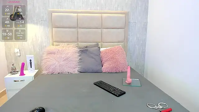 Snapshot of ValeryPettry_1 chatting on January 29, 1:17 pm ValeryPettry 1 online show from January 29, 1:17 pm