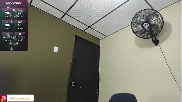 Mia scarlet69 online show from February 13, 7:14 pm