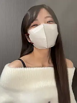 Snapshot of MIMI-JP chatting on January 28, 7:32 am MIMI-JP online show from January 28, 7:32 am