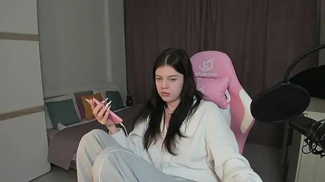 Este Glen online show from December 31, 12:54 am