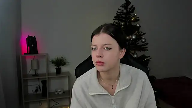 Este Glen online show from December 22, 5:22 am