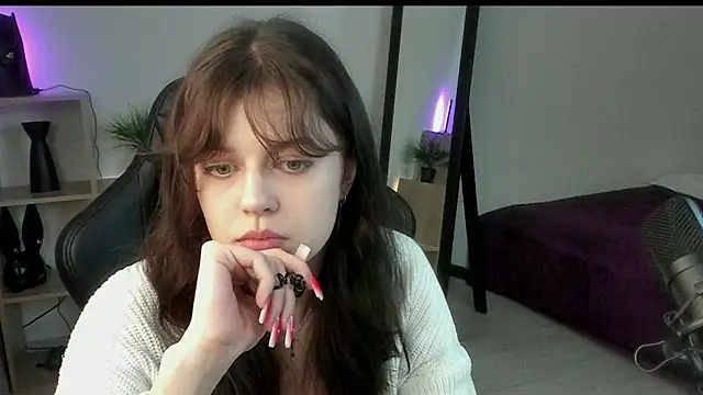 Este Glen online show from February 27, 11:28 am