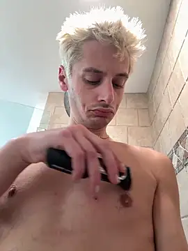 Snapshot of Dylansd chatting on January 11, 6:33 pm Dylansd online show from January 11, 6:33 pm