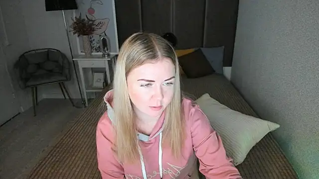 BettyBloom69 online show from November 19, 4:45 am