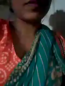 riya houswife online show from December 15, 1:22 pm