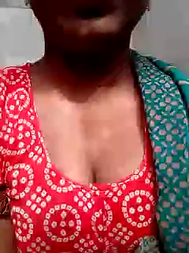 riya houswife online show from December 13, 6:53 am