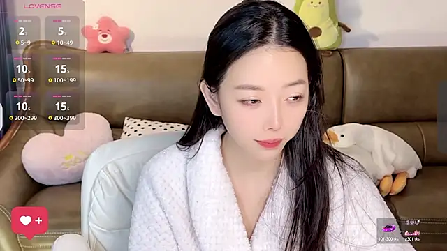 Snapshot of Yilin1999 chatting on March 7, 2:34 pm Yilin1999 online show from March 7, 2:34 pm