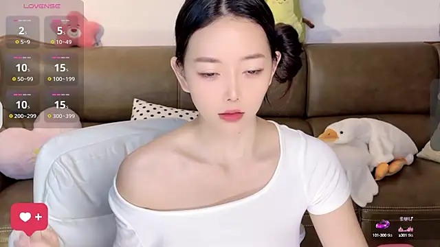 Snapshot of Yilin1999 chatting on March 8, 4:06 pm Yilin1999 online show from March 8, 4:06 pm