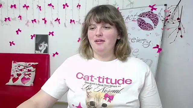 StaceyLex online show from March 13, 6:40 am