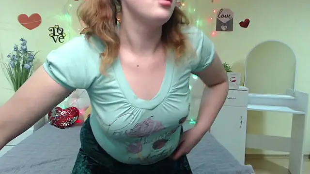 StaceyLex online show from March 3, 3:43 pm