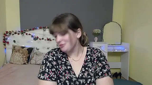 StaceyLex online show from March 21, 8:30 am