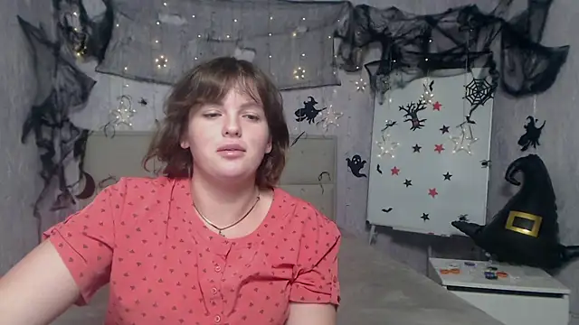 StaceyLex online show from October 20, 5:42 am