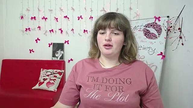 StaceyLex online show from March 18, 6:05 am