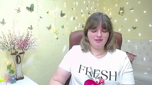 StaceyLex online show from April 23, 5:25 am