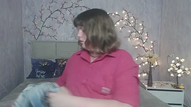StaceyLex online show from May 7, 5:33 am