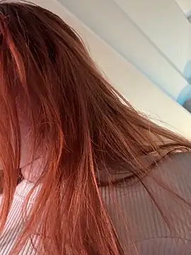 LisaElfy online show from March 28, 2:51 pm