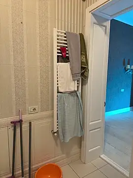 LisaElfy online show from March 25, 6:51 pm