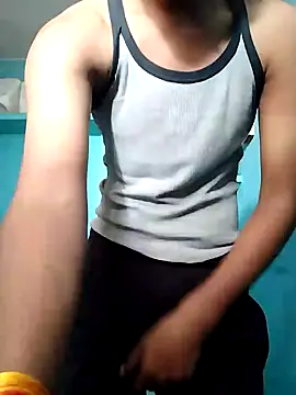 Snapshot of black_cobra70 chatting on January 27, 7:03 am black cobra70 online show from January 27, 7:03 am