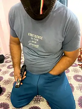 mickey love online show from January 12, 5:14 am