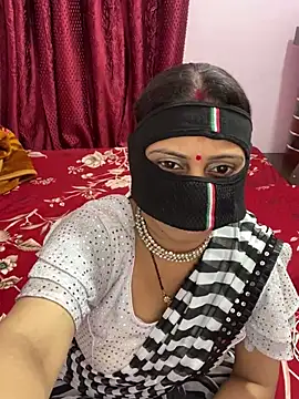 mickey love online show from March 18, 4:39 pm