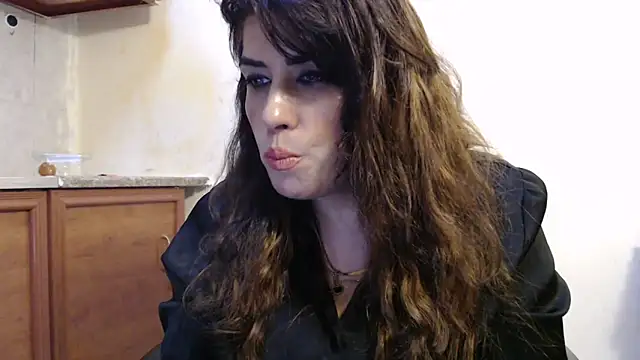 Snapshot of pareeti chatting on October 6, 11:05 pm pareeti online show from October 6, 11:05 pm