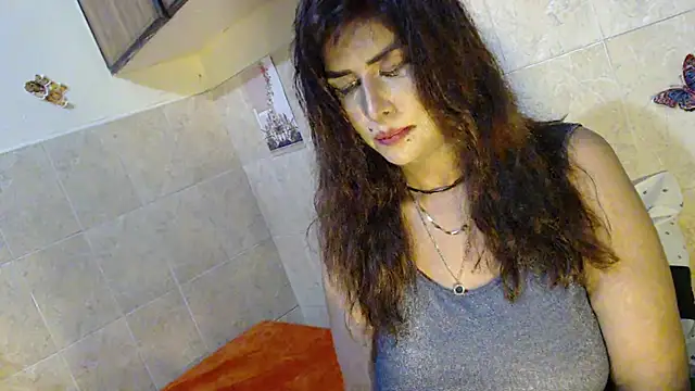 pareeti online show from April 9, 3:29 pm