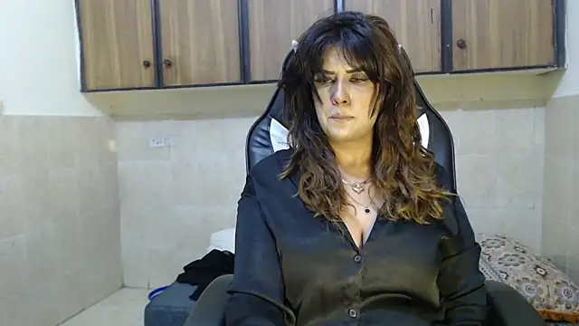 pareeti online show from February 16, 3:32 pm