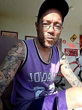 mileflav0r online show from May 11, 7:54 am