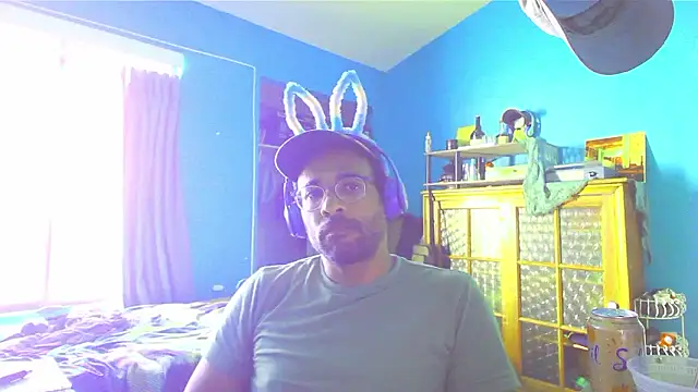        the online show from March 5, 11:21 pm