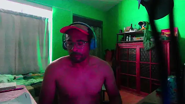        the online show from March 25, 11:03 pm