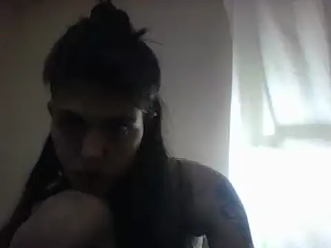 Snapshot of BURN666ING chatting on February 4, 12:40 am BURN666ING online show from February 4, 12:40 am