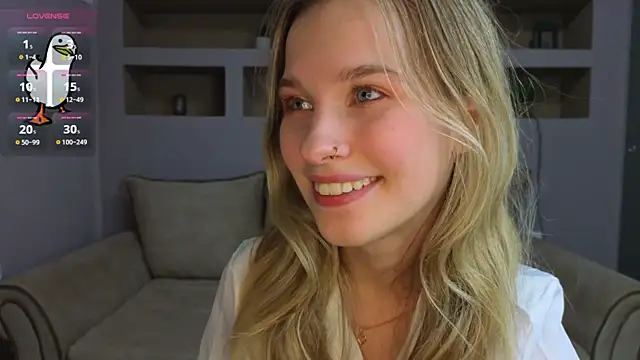 LinaCristonsen online show from November 23, 3:44 pm